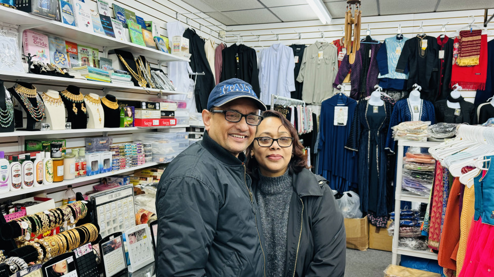 ফ্যাশন গ্যালারিতে চলছে ঈদ স্পেশাল অফার ফ্যাশন গ্যালারিতে চলছে ঈদ স্পেশাল অফার