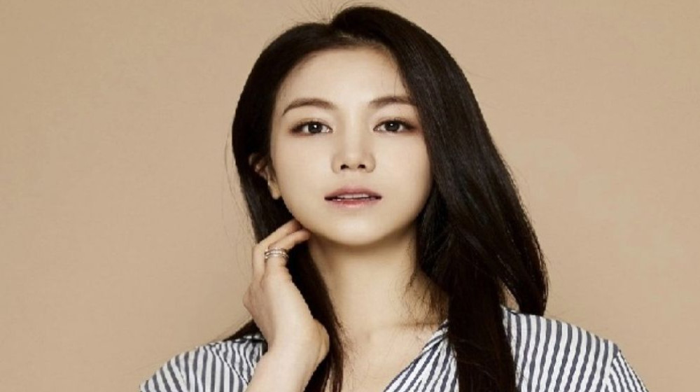 বিয়ে করলেন কোরিয়ান জনপ্রিয় অভিনেত্রী কিম, পাত্র কে?