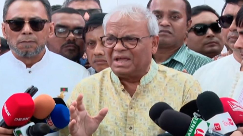 দল অনুগত প্রশাসন দিয়ে সুষ্ঠু নির্বাচন সম্ভব হবে না: রিজভী