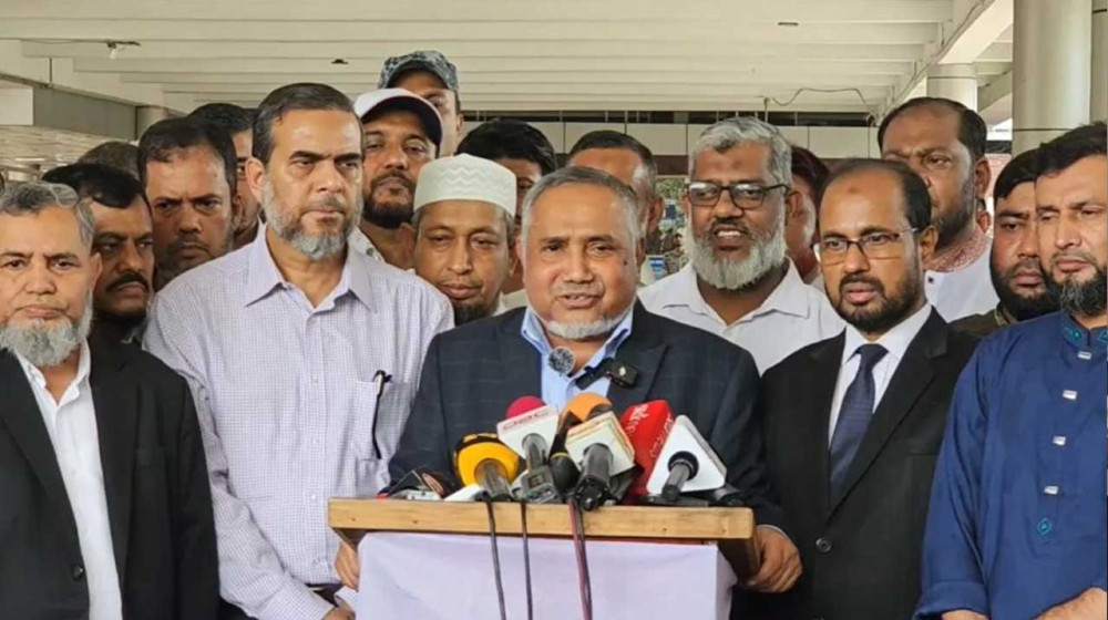 যুক্তরাষ্ট্র থেকে দেশে ফিরে নির্বাচন নিয়ে গুরুত্বপূর্ণ বার্তা দিলেন জামায়াত নেতা ডা. সৈয়দ আব্দুল্লাহ মো. তাহের