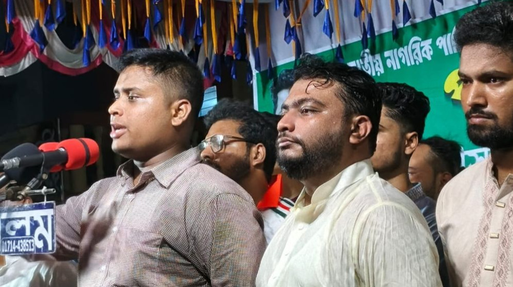 কবুল যেহেতু বলেছেন, সংসারও করতে হবে: হাসনাত কবুল যেহেতু বলেছেন, সংসারও করতে হবে: হাসনাত