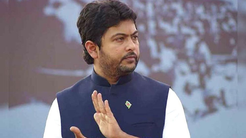 ঢাকা লকডাউনে টাকা দিয়েছেন নিক্সন চৌধুরী