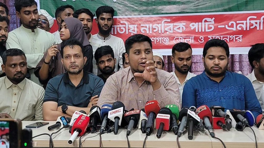 যাদের নিয়ে জোট করতে চান, জানালেন হাসনাত