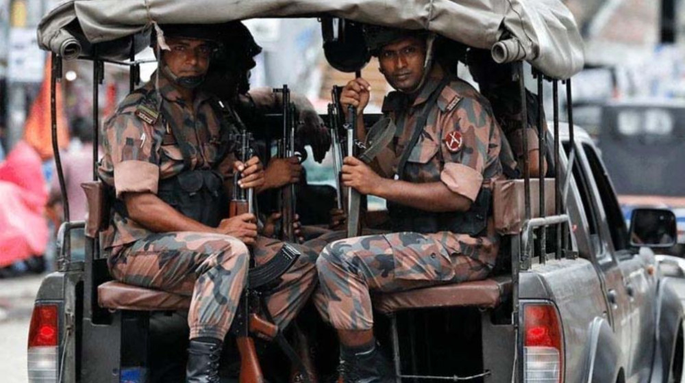 ঢাকাসহ আশপাশের জেলায় ১৪ প্লাটুন বিজিবি মোতায়েন ঢাকাসহ আশপাশের জেলায় ১৪ প্লাটুন বিজিবি মোতায়েন