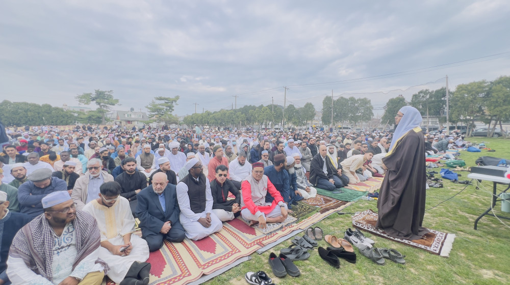 মসজিদ আল-মদিনার উদ্যোগে পেনসিলভেনিয়ার সবচাইতে বড় ঈদ জামাত মসজিদ আল-মদিনার উদ্যোগে পেনসিলভেনিয়ার সবচাইতে বড় ঈদ জামাত