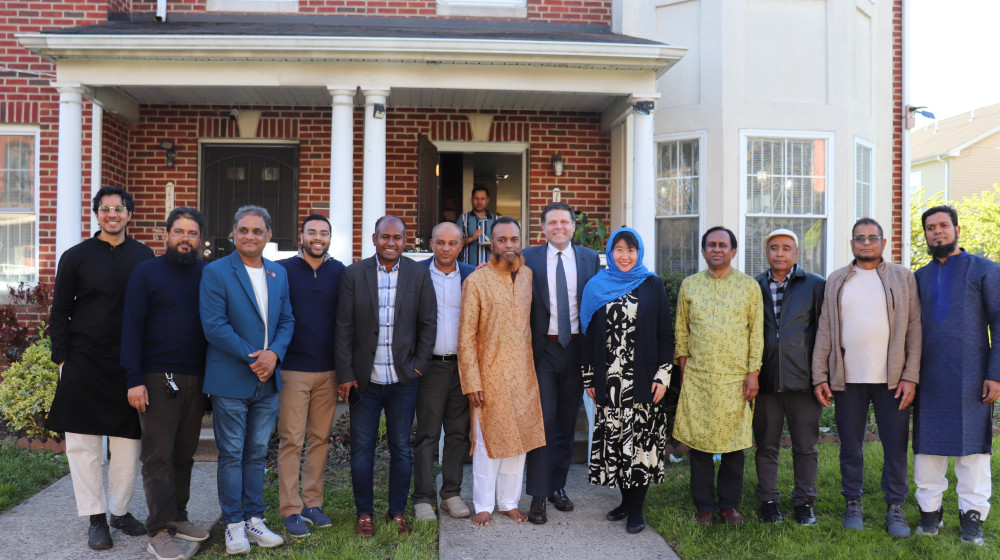 যুক্তরাষ্ট্রের পেনসিলভেনিয়ায় মুলধারার রাজনীতিবিদদের ঈদের আড্ডা॥ যুক্তরাষ্ট্রের পেনসিলভেনিয়ায় মুলধারার রাজনীতিবিদদের ঈদের আড্ডা॥