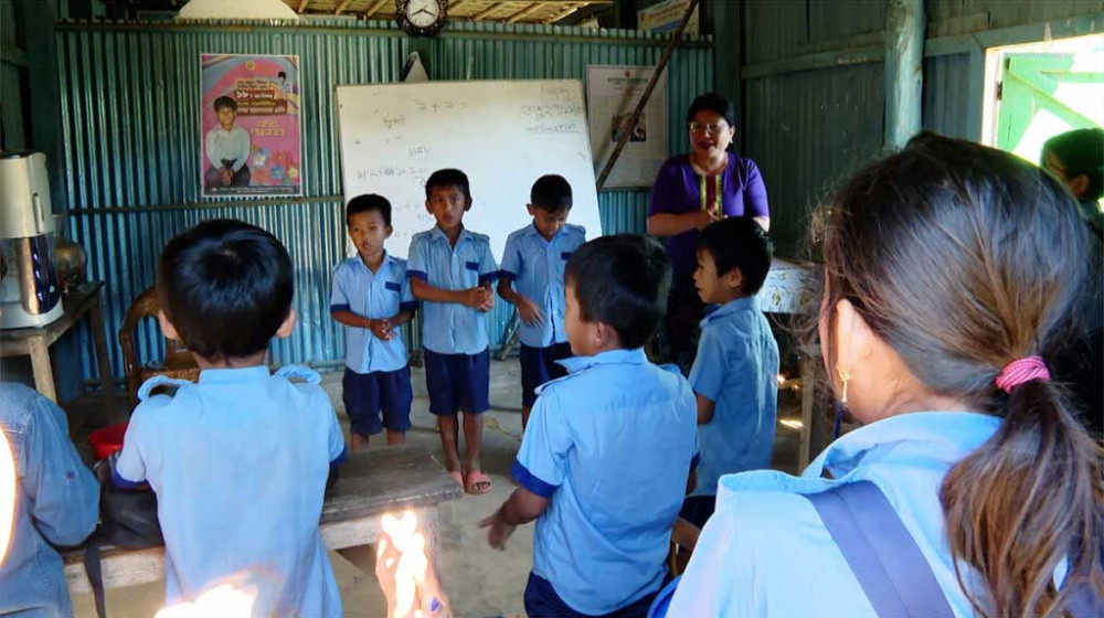 বন্ধ হচ্ছে প্রায় ৩০০ সরকারি প্রাথমিক বিদ্যালয়