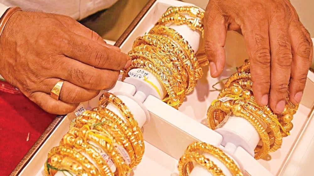 দুদিনে স্বর্ণের দাম কমলো ৫২৩৭ টাকা