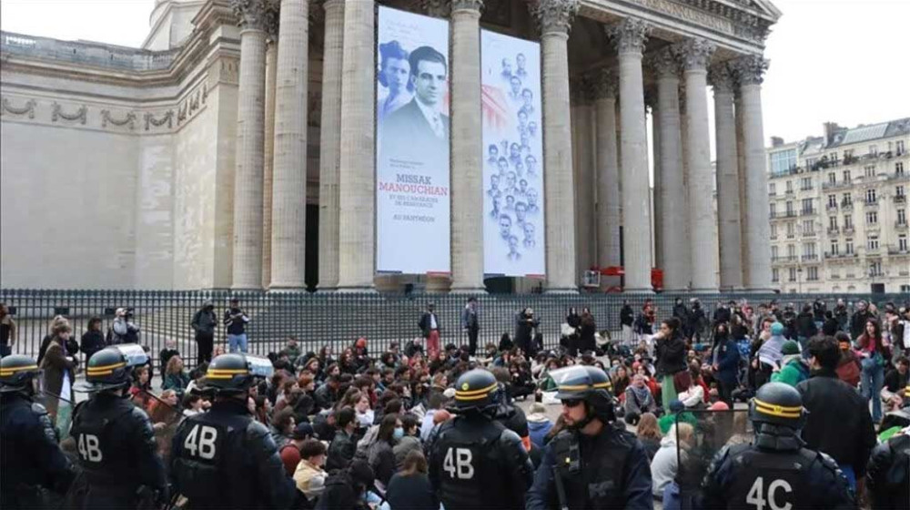 মার্কিন শিক্ষার্থীদের সঙ্গে একাত্মতা, বিক্ষোভ প্যারিসেও