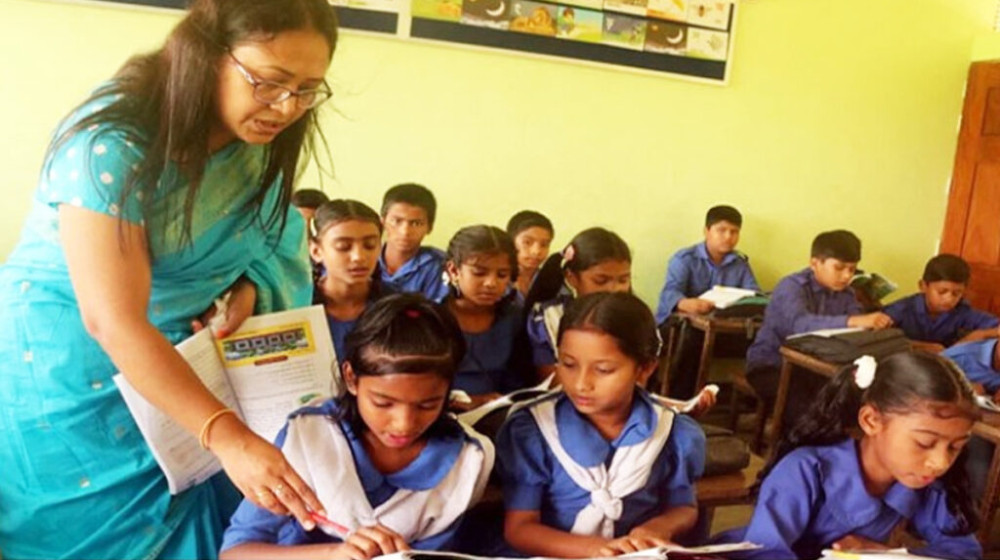 বন্ধ থাকবে প্রাক–প্রাথমিক; কাল খুলছে প্রাথমিক বিদ্যালয়, ক্লাস হবে যখন বন্ধ থাকবে প্রাক–প্রাথমিক; কাল খুলছে প্রাথমিক বিদ্যালয়, ক্লাস হবে যখন