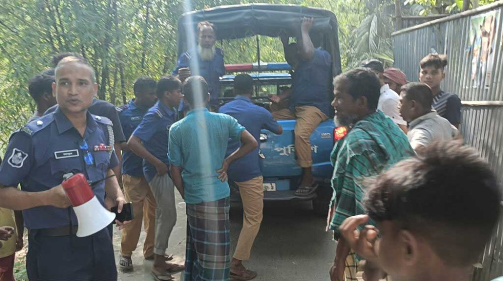 কুড়িগ্রামে নিজ ঘর থেকে শিশুর গলাকাটা মরদেহ উদ্ধার কুড়িগ্রামে নিজ ঘর থেকে শিশুর গলাকাটা মরদেহ উদ্ধার