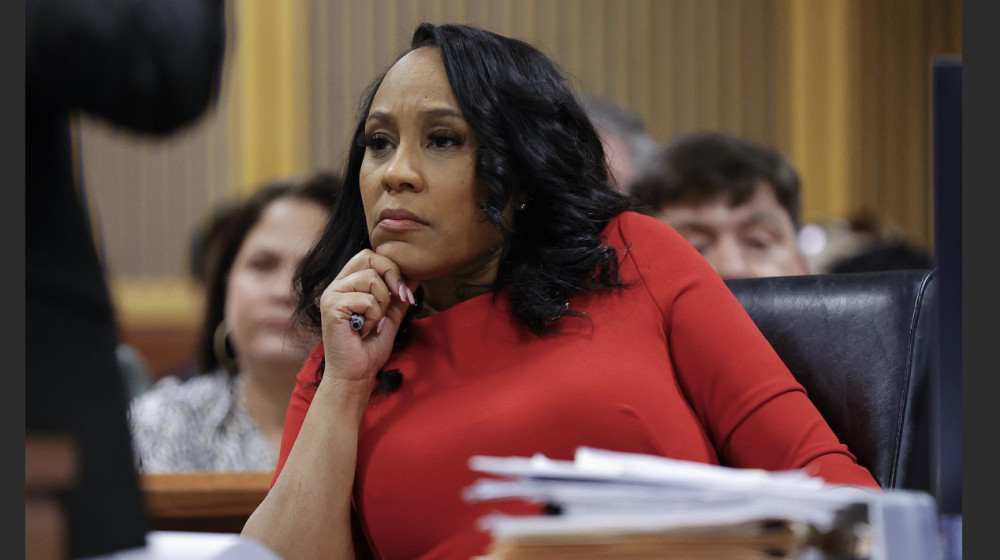 জর্জিয়ার আপিল আদালত ফানি উইলিসকে ট্রাম্প নির্বাচনের মামলায় থাকার অনুমতি দিয়ে রায়পর্যালোচনা করতে সম্মত হয়েছে।