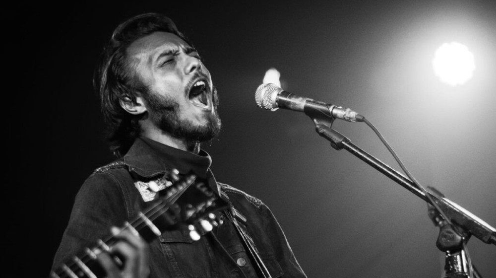 সড়ক দুর্ঘটনায় ‘অড সিগনেচার’-এর পিয়াল নিহত সড়ক দুর্ঘটনায় ‘অড সিগনেচার’-এর পিয়াল নিহত