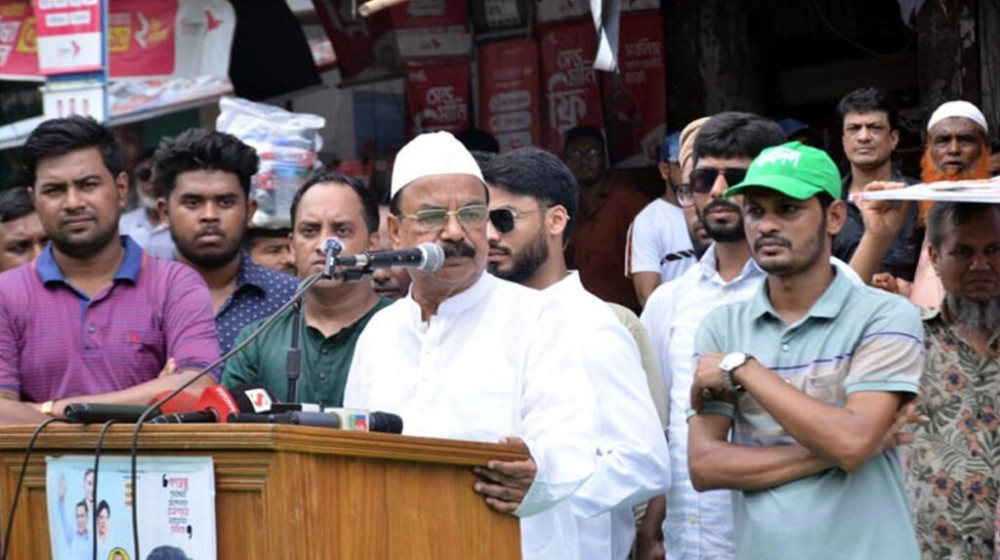 বিএনপি ক্ষমতায় এলে আ. লীগের একটা লোকও মরবে না: গয়েশ্বর বিএনপি ক্ষমতায় এলে আ. লীগের একটা লোকও মরবে না: গয়েশ্বর